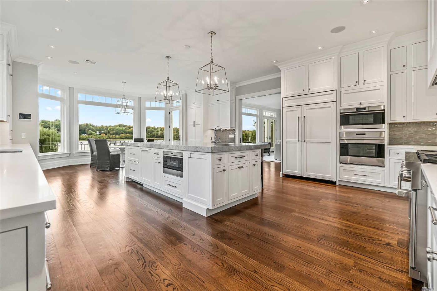 Traditional Or Transitional Kitchen Remodel by Home Pro Cabinetry project photo